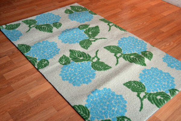 Hydrangea Hooked Rug